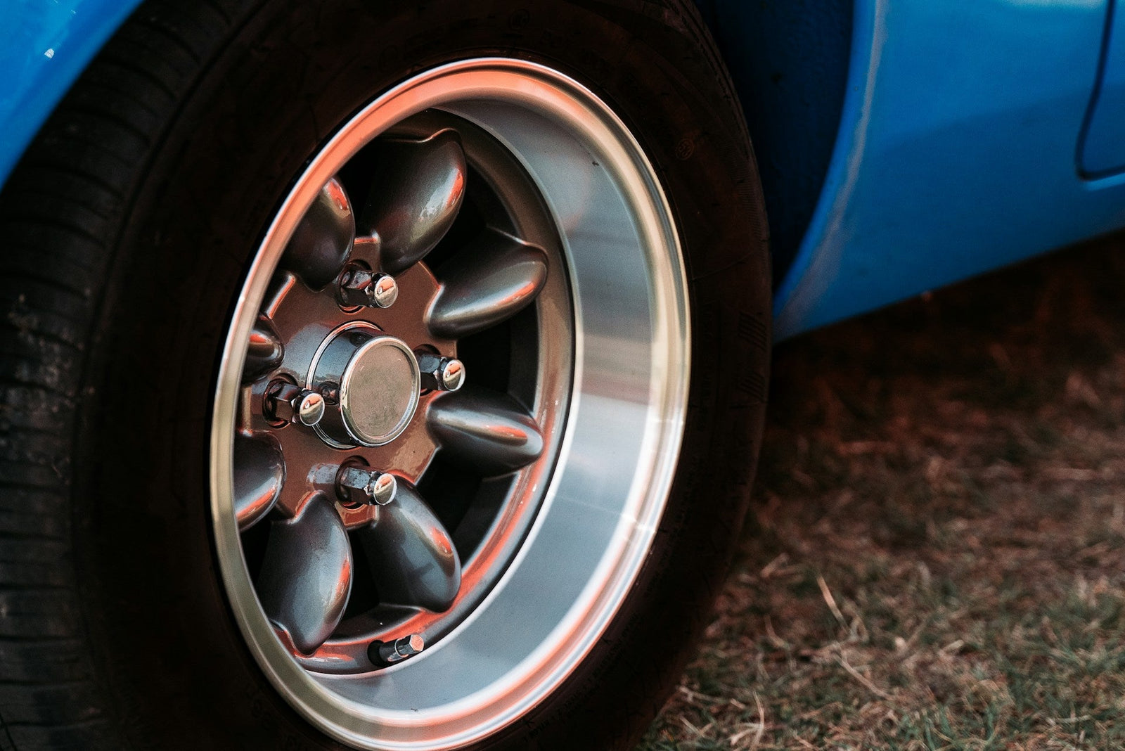 Why Your Holden Commodore Rims Might Be Affecting Fuel Economy - HOLDCOM AUTO PARTS