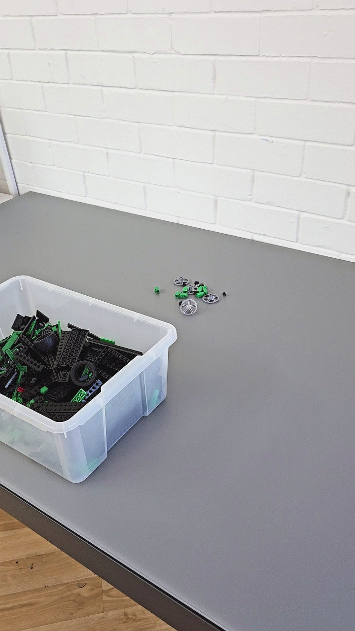 "Green Machine" Aussie V8 Ute Brick Model Kit