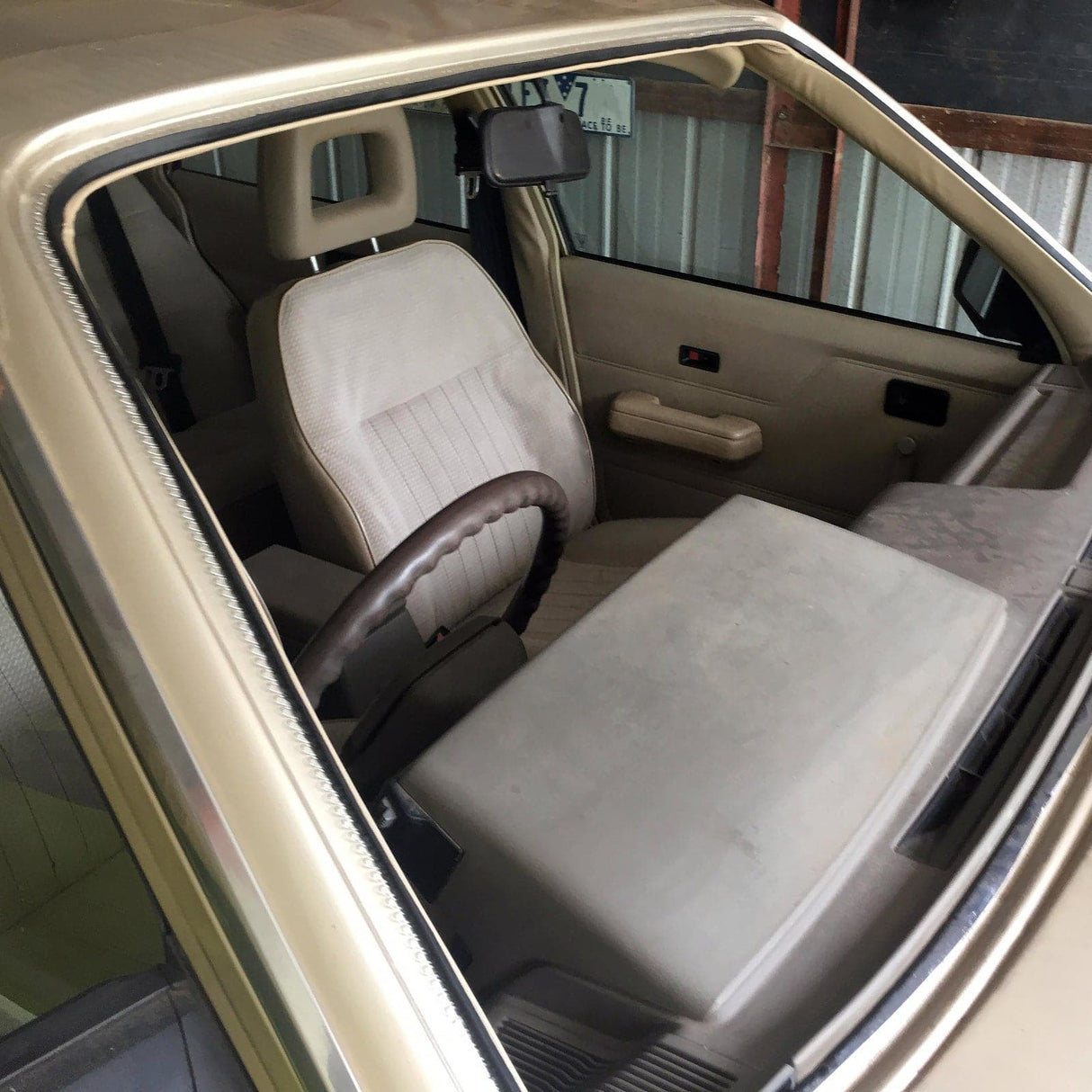 [SECONDS] WINDSCREEN LACING SEAL for VL and CAMIRA - HOLDCOM AUTO PARTS