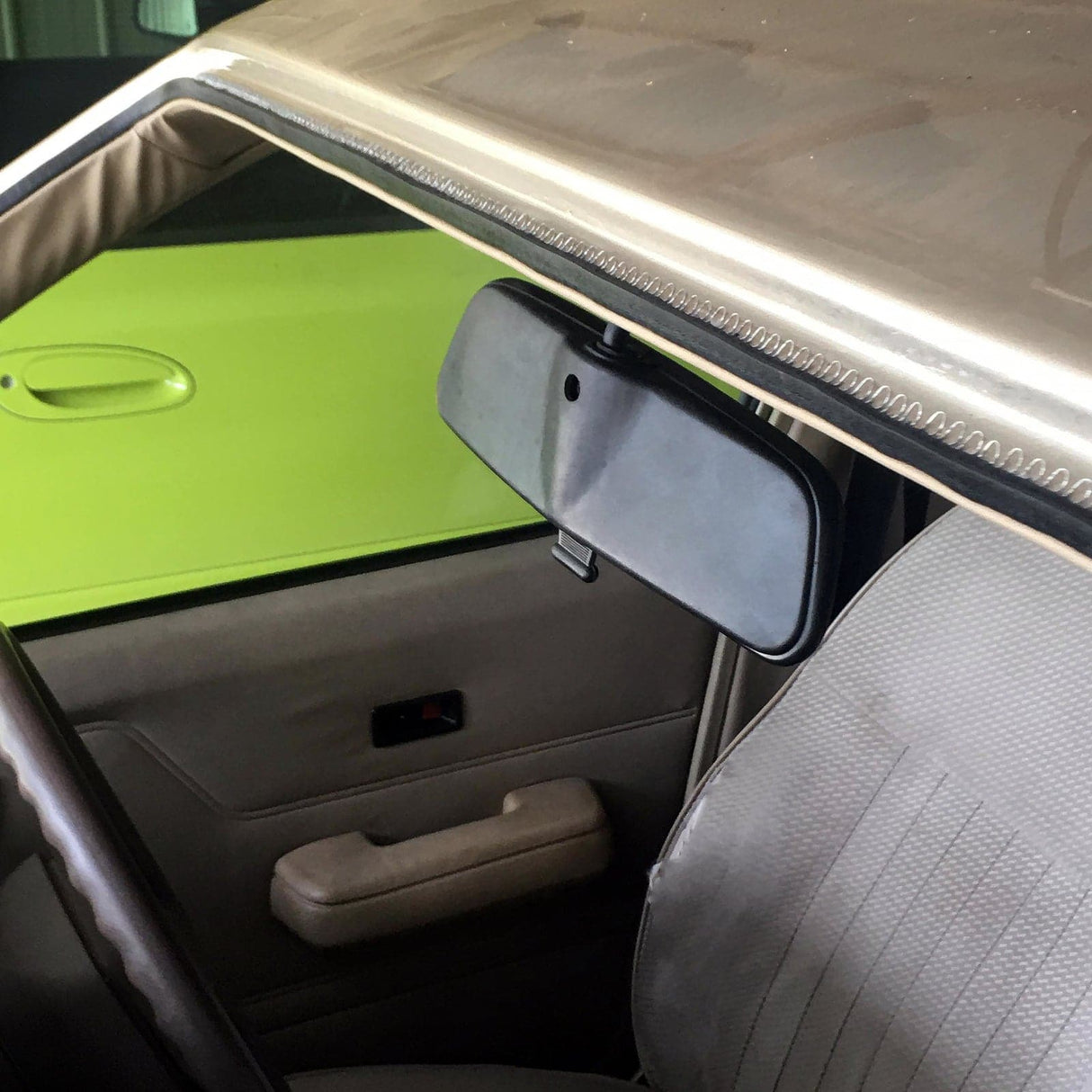 [SECONDS] WINDSCREEN LACING SEAL for VL and CAMIRA - HOLDCOM AUTO PARTS